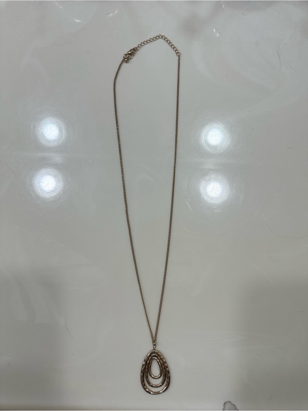 🦋 3/$9 Old Navy Elegant Gold-Tone Layered Teardrop long Pendant Necklace
